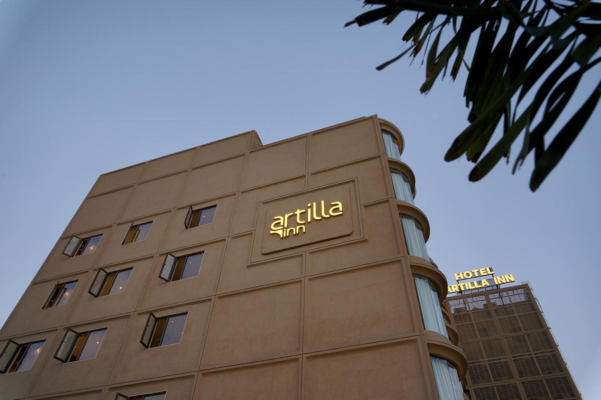Artilla Inn Ahmedabad Exterior photo